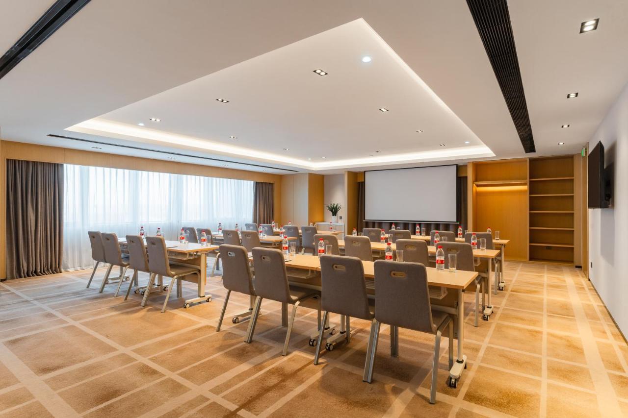 Hyatt Place Changchun Jingyue Екстериор снимка